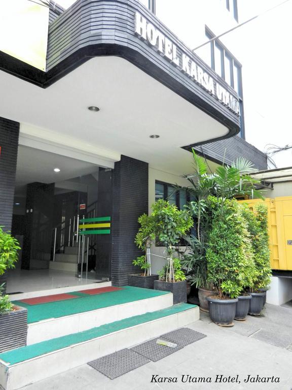 Karsa Utama Hotel Jakarta Buitenkant foto