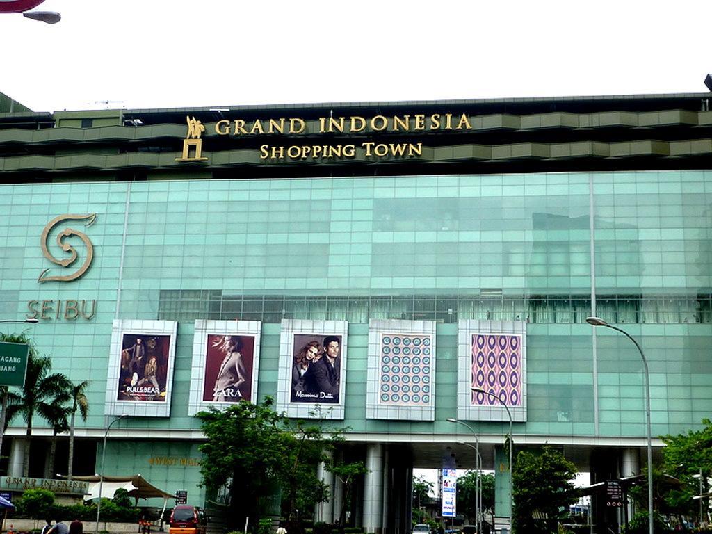 Karsa Utama Hotel Jakarta Buitenkant foto