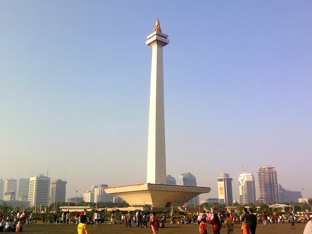 Karsa Utama Hotel Jakarta Buitenkant foto